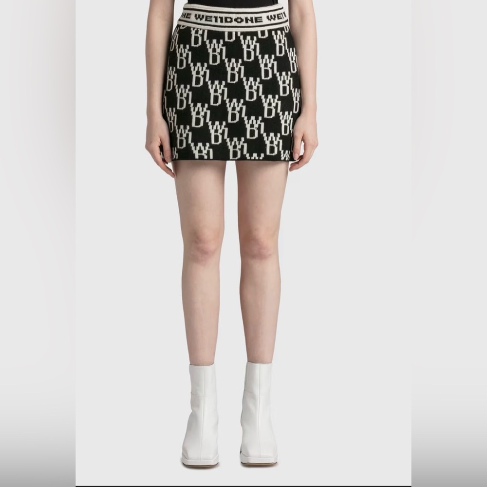 WE11DONE
WD1 ALL OVER LOGO KNIT MINI SKIRT - black